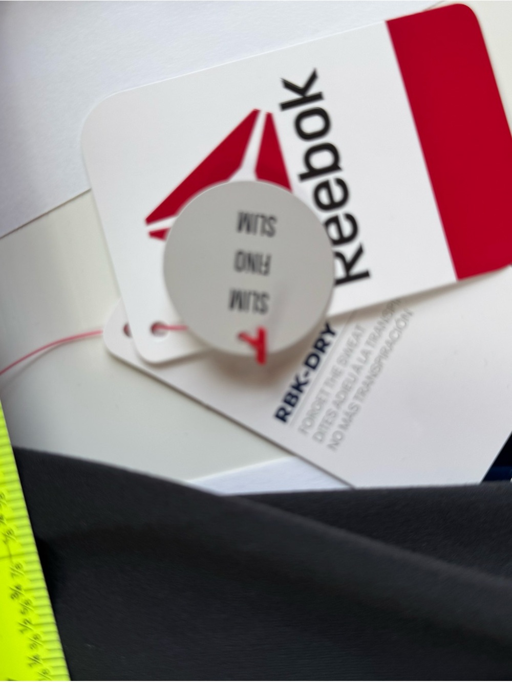 Reebok - Picture 4 of 7